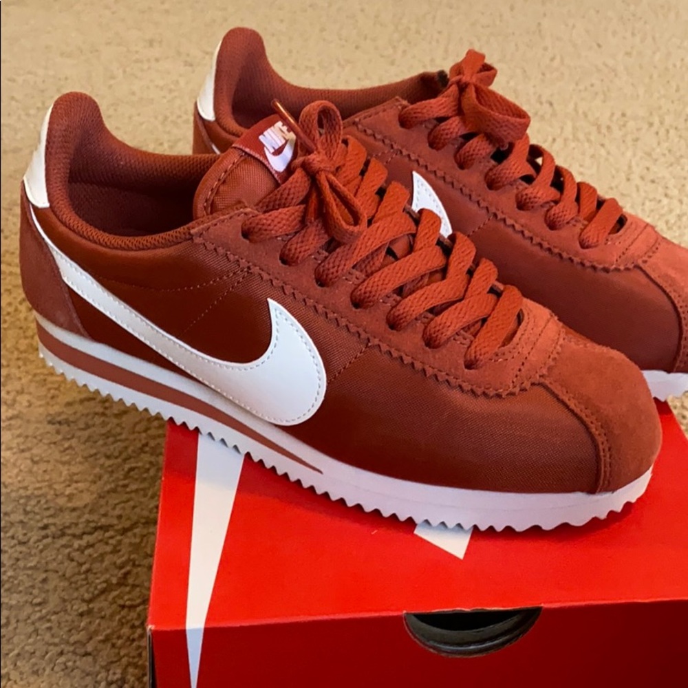 Firewood orange/sail Nike Cortez
